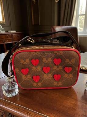 karl lagerfeld Cross Body Bag 30-90% Off. Nwt